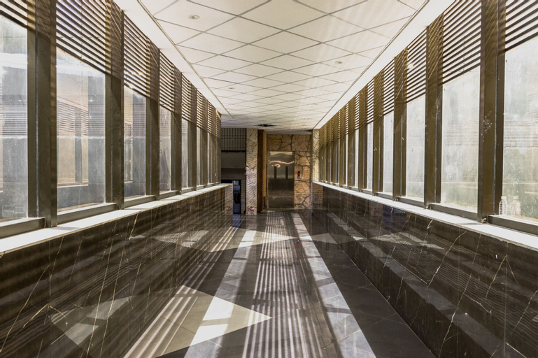 Meridian hotel Banquets and Rooms, Surat