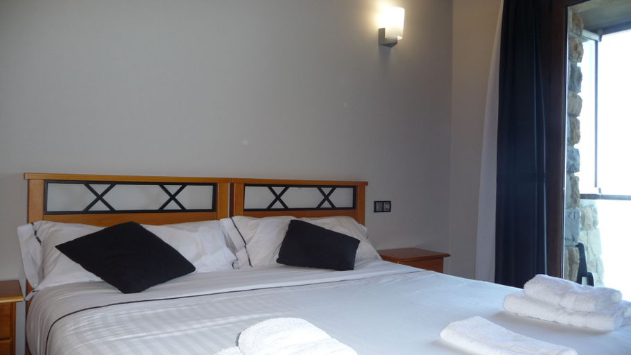 Bedroom 4, Agroturismo Itxaspe, Guipúzcoa