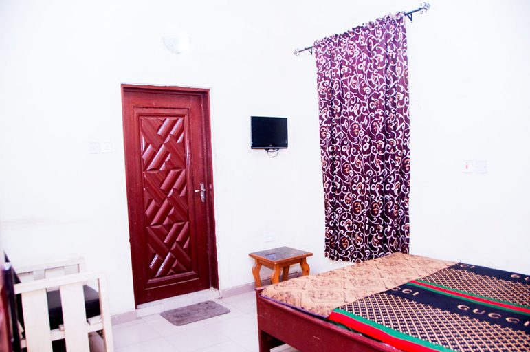 Bedroom, Zenmof Royal Guest House, Alimosho