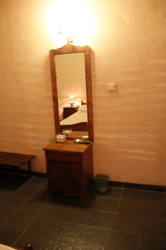 Bathroom 3, Eagles Wings Guest House, Palugaswewa