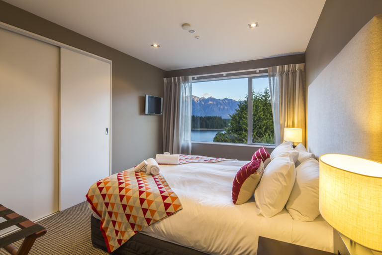 Bedroom 3, LakeRidge Queenstown by Staysouth, Queenstown-Lakes