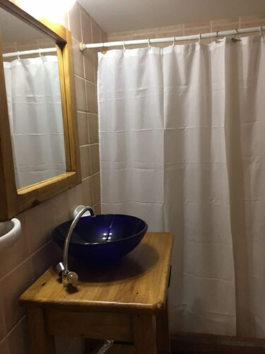 Bathroom 4, Calafate Hostel, Lago Argentino