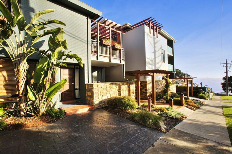 Exterior & Views 2, 3, 2-4 Warley by the Sea, Bass Coast  - Phillip Is.