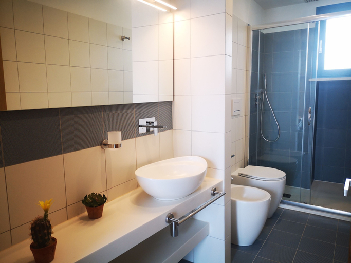 Bathroom 5, La Corte Residence, Lecce