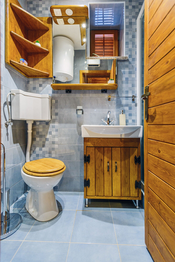 Bathroom 3, Ranch Wild North, Benkovac