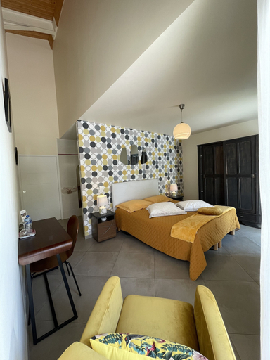 Bedroom 4, Chambres d'hotes Gite du Puy de l'Étang, Gironde