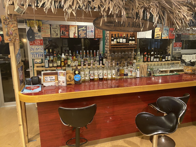 Food & Drinks, Beach Lodge 4 & Private Beach, Onna