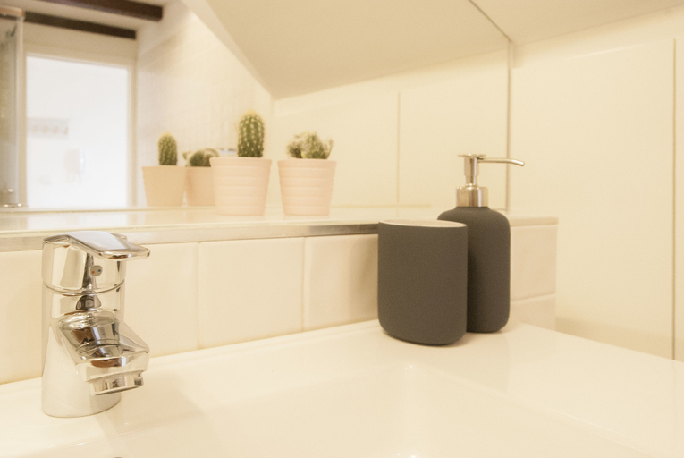 Bathroom 4, DA'Home - Vitoria Duplex Apartment, Porto