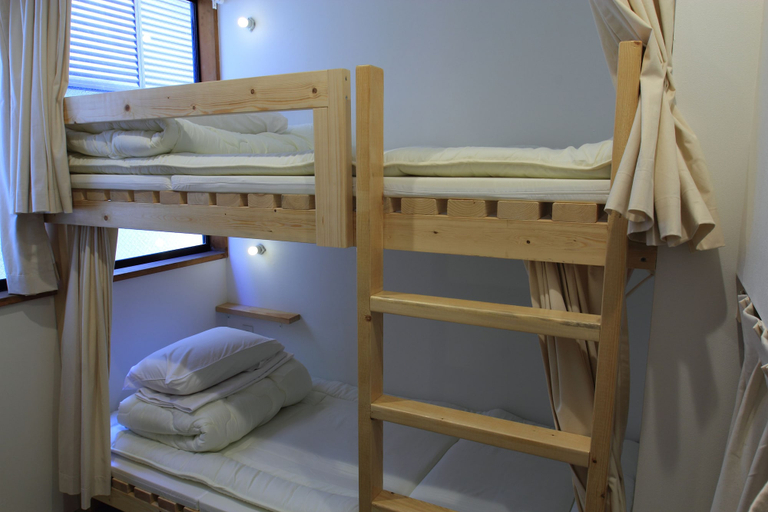 Bedroom 3, plumhostel, Odawara