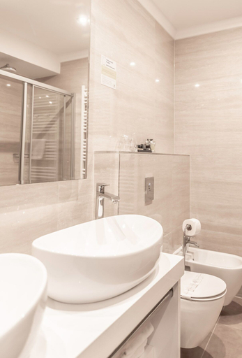 Bathroom 3, Hotel Park Superior, Čakovec