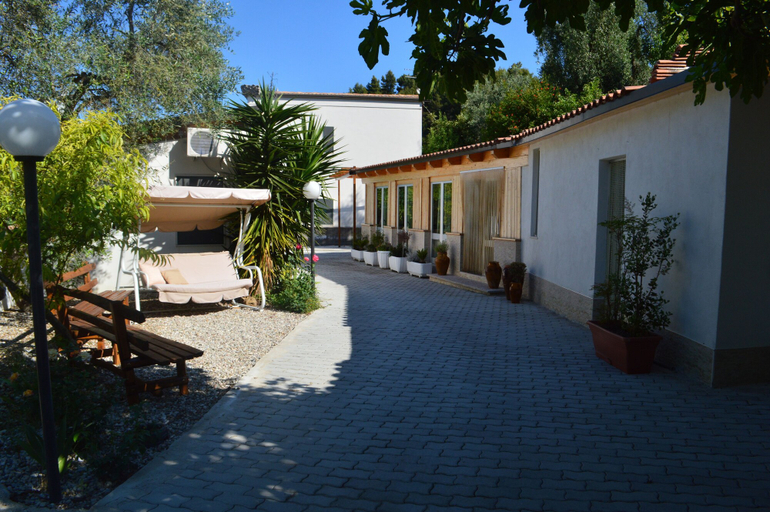 Exterior & Views 2, Agriturismo Valle Dei Gelsi, Foggia