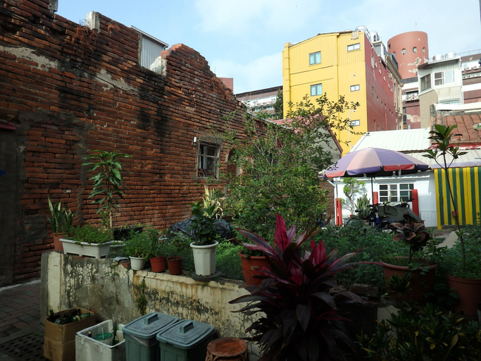 Exterior & Views 2, Tainan Guest House Hamuya - Hostel, Tainan