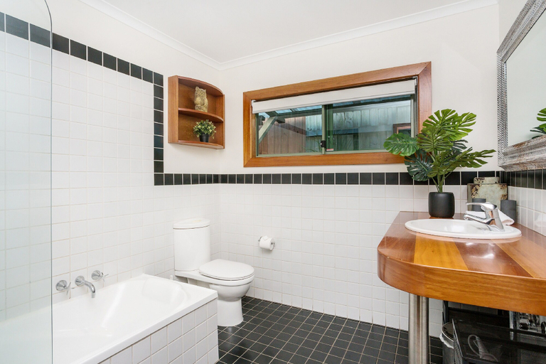 Bathroom, A PERFECT STAY - 3 Little Pigs, Byron