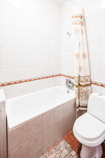 Bathroom 3, 3 Bedroom on Square Rynok near Vernissage, L'vivs'ka