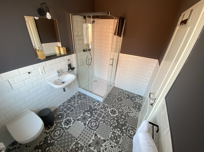 Bathroom 3, Aparthotel Charlotten, Region Hannover