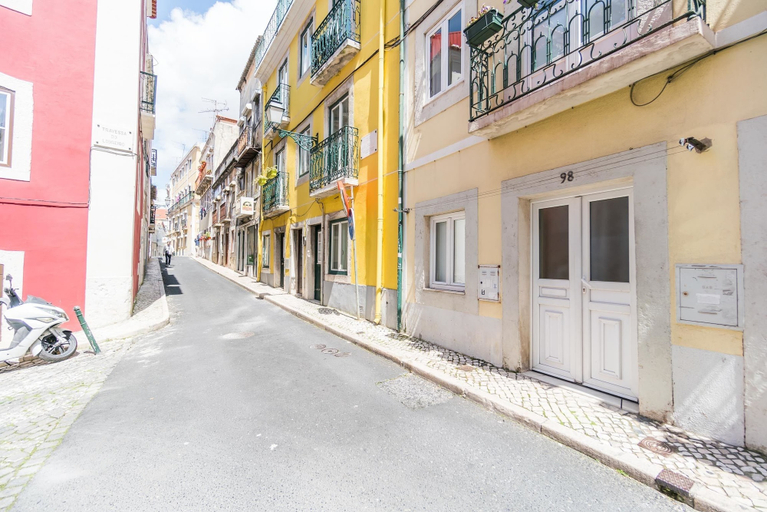 Exterior & Views, Sardinha Flat, Lisbon