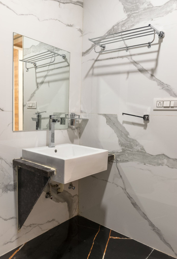 Bathroom 5, Meridian hotel Banquets and Rooms, Surat