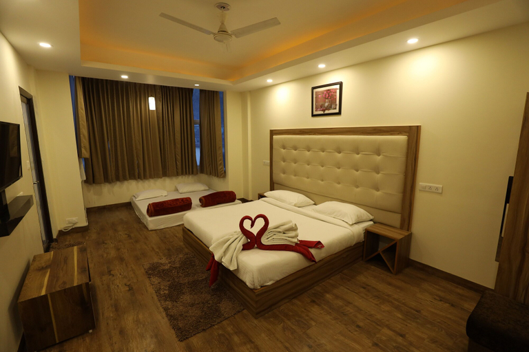 Bedroom 3, Avenue 18 Resort, Garhwal