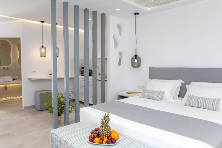 Bedroom 2, Crystal Mare Suites, South Aegean