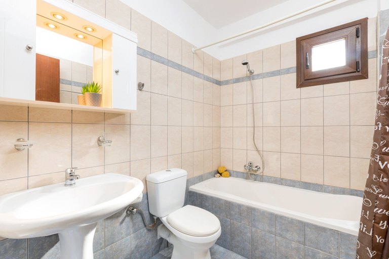 Bathroom, Lemon Tree Corfu Apartments by Konnect, Ionian Islands