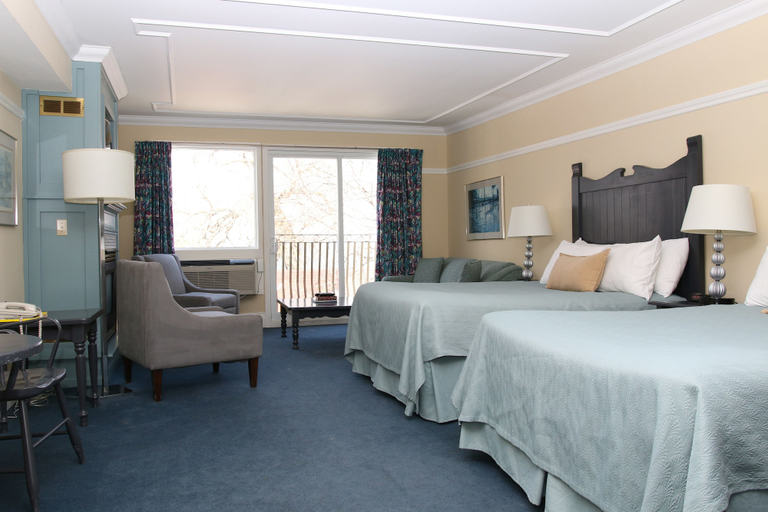 Bedroom 2, Fern Resort, Simcoe