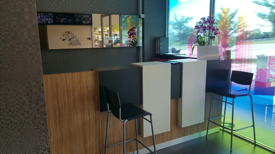 Public Area 3, 9 Square Hotel - Sri Kembangan, Seri Kembangan