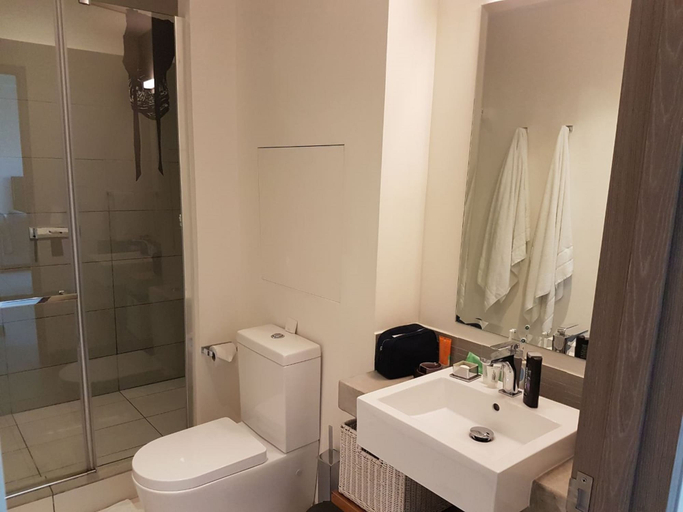 Bathroom 5, Lescale By Dream Escapes, Black River