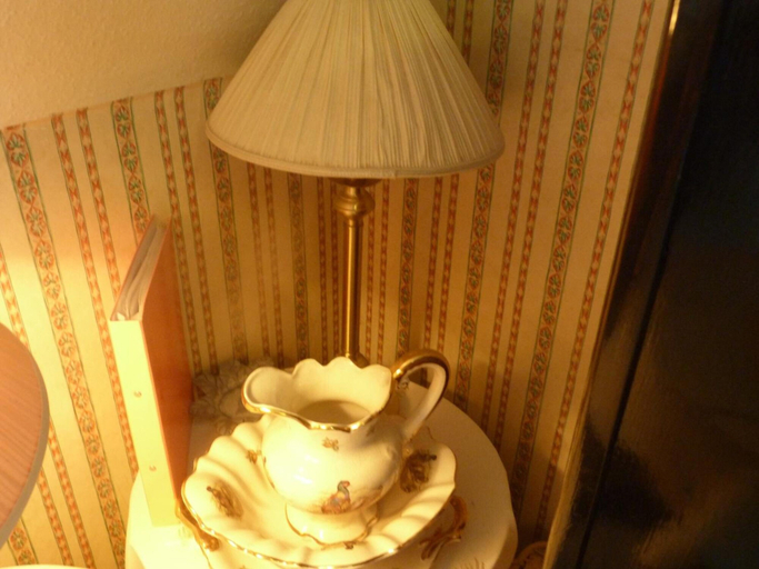 Food & Drinks 5, Ms McCreadys Guest House, Doncaster