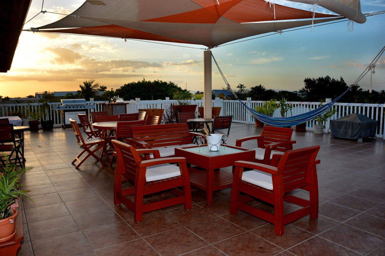 Food & Drinks 5, Belizean Nirvana