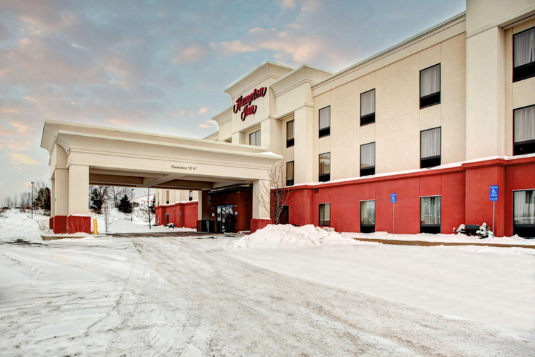 Exterior & Views 2, Hampton Inn Coldwater, Branch
