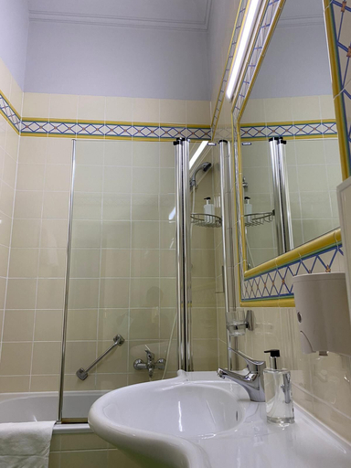 Bathroom 3, Boutique Hotel Nossek, Wien