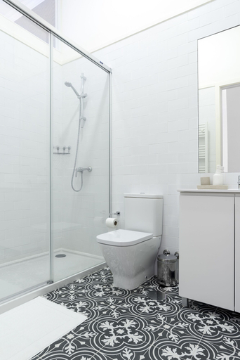 Bathroom 3, LIT Apartments 2 bedrooms at City center, Porto
