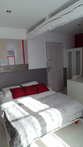 Bedroom 4, Le Domaine de Regnonval, Oise