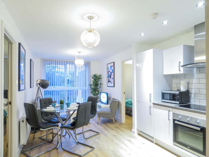 Others 5, Tudors eSuites Birmingham Canalside with Gated Parking, Birmingham