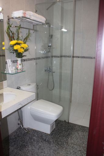 Bathroom 3, Song Anh hotel, District 1