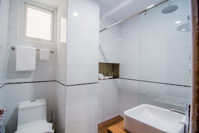 Bathroom 4, Woodside Inn & Serviced Apartments, Yangon