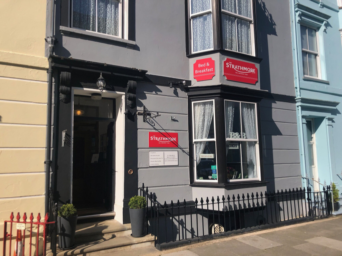 Exterior & Views 2, The Strathmore, Pembrokeshire