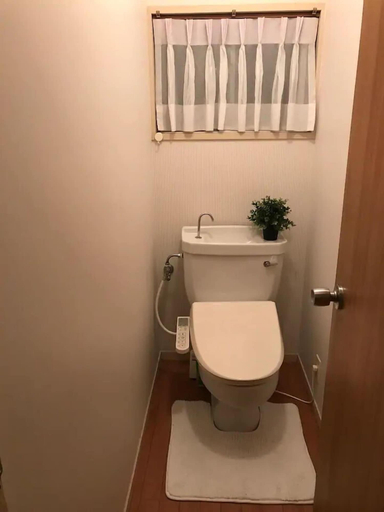 Bathroom 3, Bonel Guest House, Tomisato