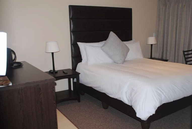 Bedroom 3, 6 on Morris Guest Lodge, City of Johannesburg