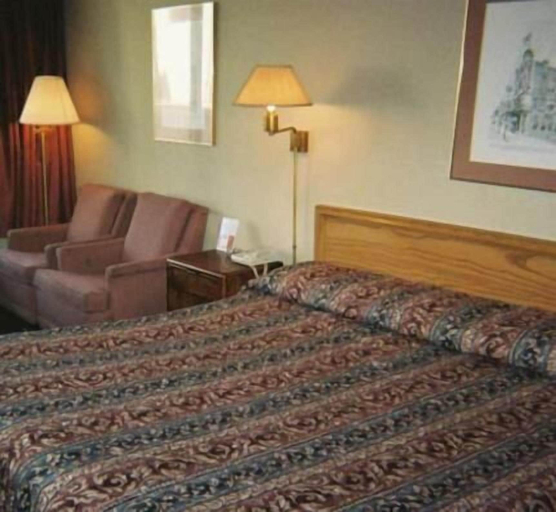 Bedroom 5, Royal Extended Stay Alcoa, Blount
