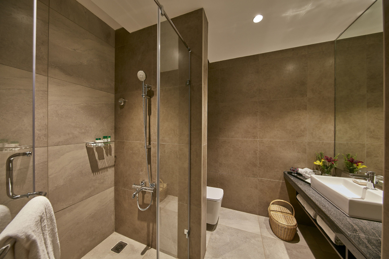 Bathroom 4, Signature Club Resort, Bangalore Rural