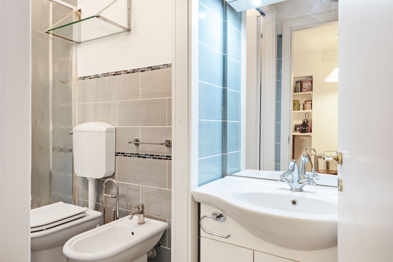 Bathroom 4, Acqui Terme - Via Manzoni 5, Alessandria
