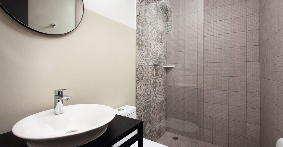 Bathroom 4, Hostal Casa MX Centro, Mexico City