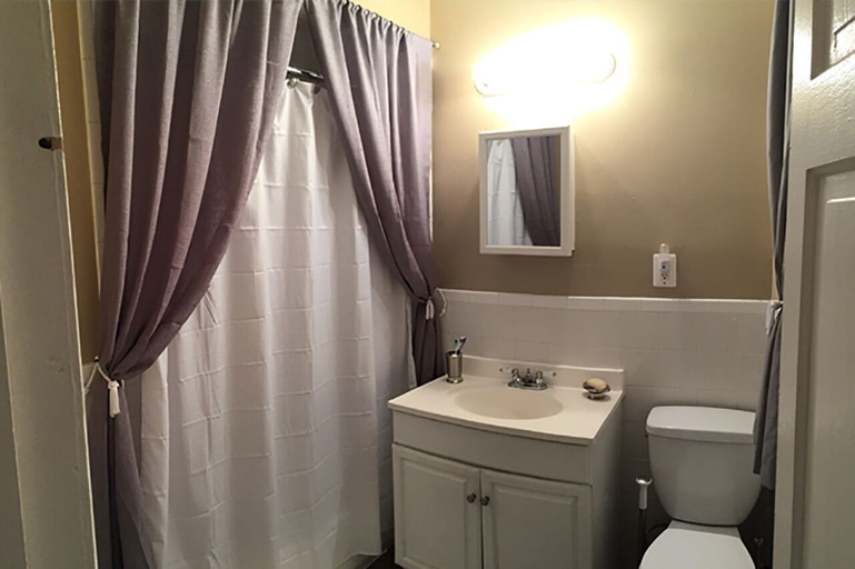 Bathroom, Door172, New York