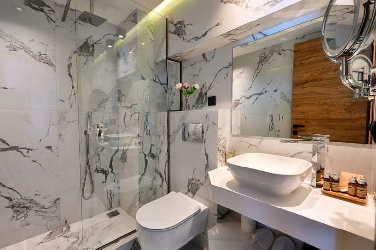 Bathroom 5, Emily's Luxury Suites, Central Macedonia