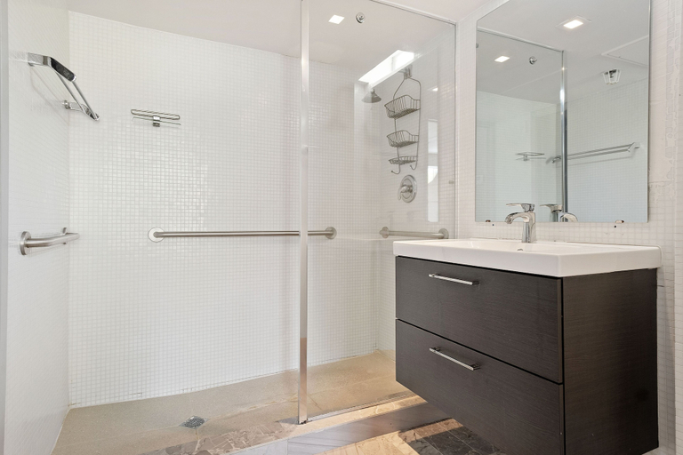 Bathroom 2, SoFi Vacation Rentals, Miami-Dade