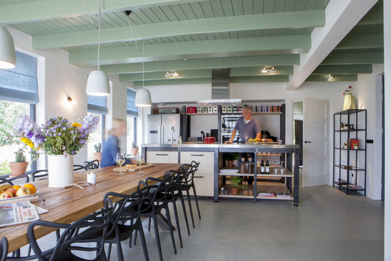 Food & Drinks 5, Uitgerust voor zaken, Skarsterlân