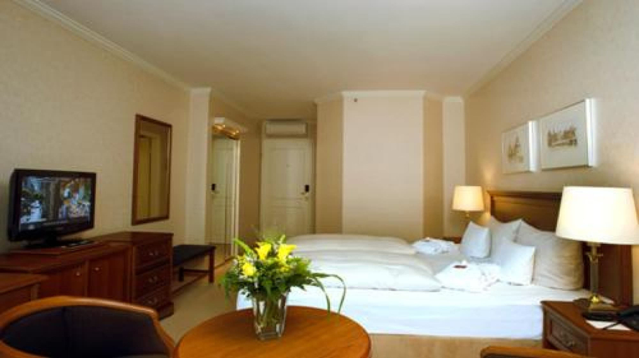 Bedroom 3, DORMERO Hotel Bergström Lüneburg, Lüneburg