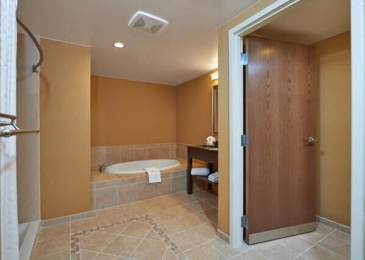 Bathroom 4, Kickapoo Lucky Eagle Casino Hotel, Maverick