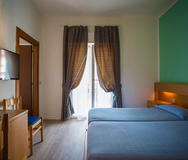 Bedroom 5, Hotel Garden, Verona